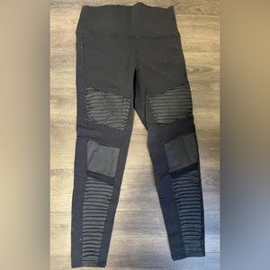 Alo High-Waist Moto Leggings